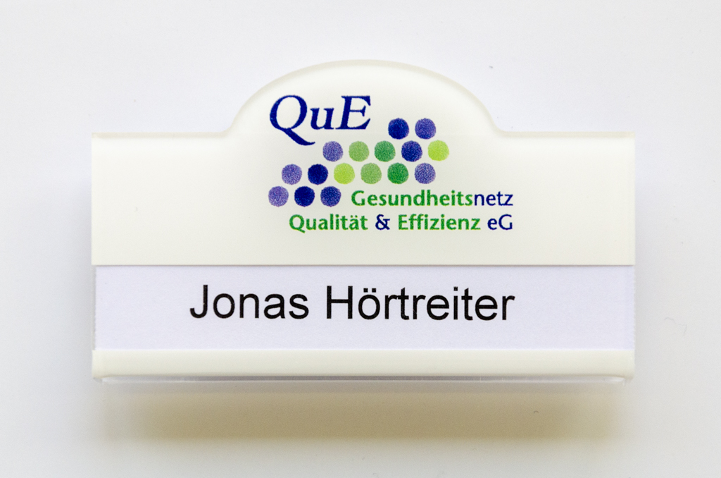 Namensschild mit Magnetverschluss